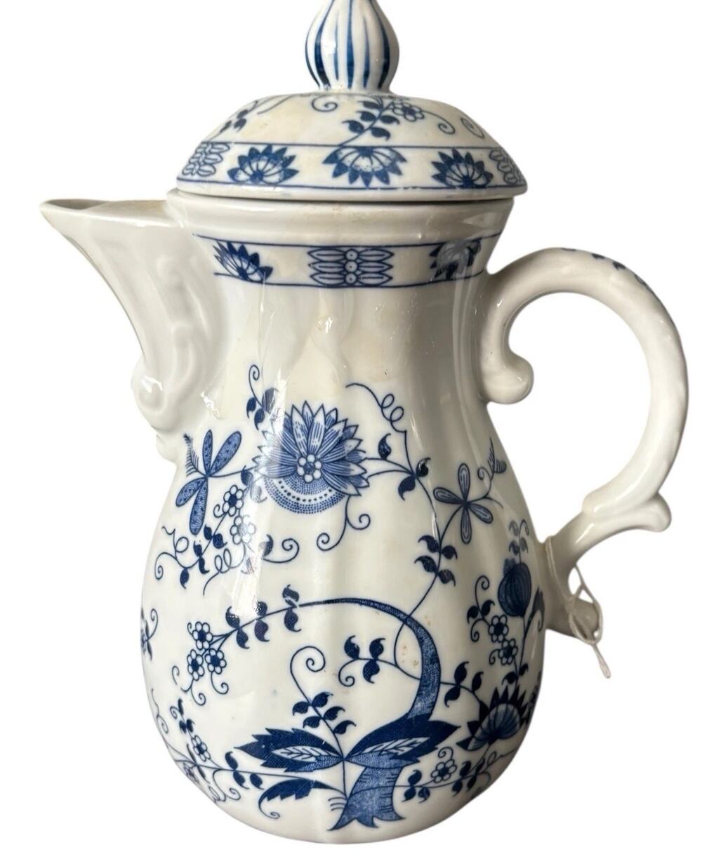 Vtg Seymour Mann Vienna Woods Blue Onion Coffee Pot w Lid Fine China Pitcher